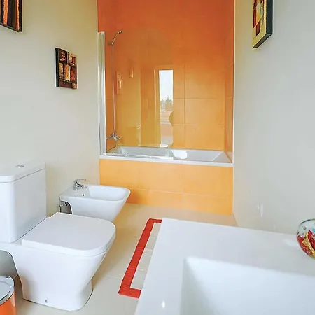 Marinhas Sleeps 10 Air Con Wifi * Marinhas (Braga)